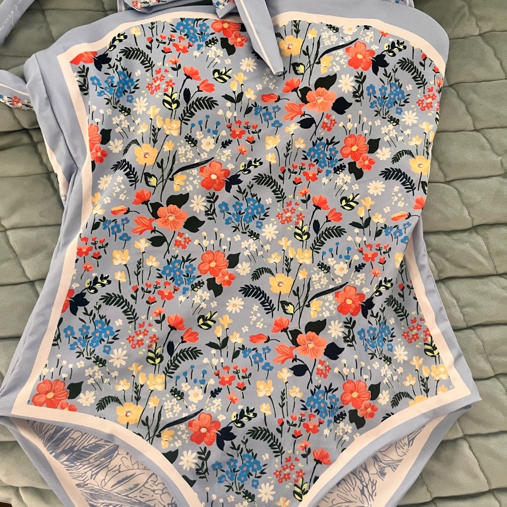 Womens XL swimsuit one piece